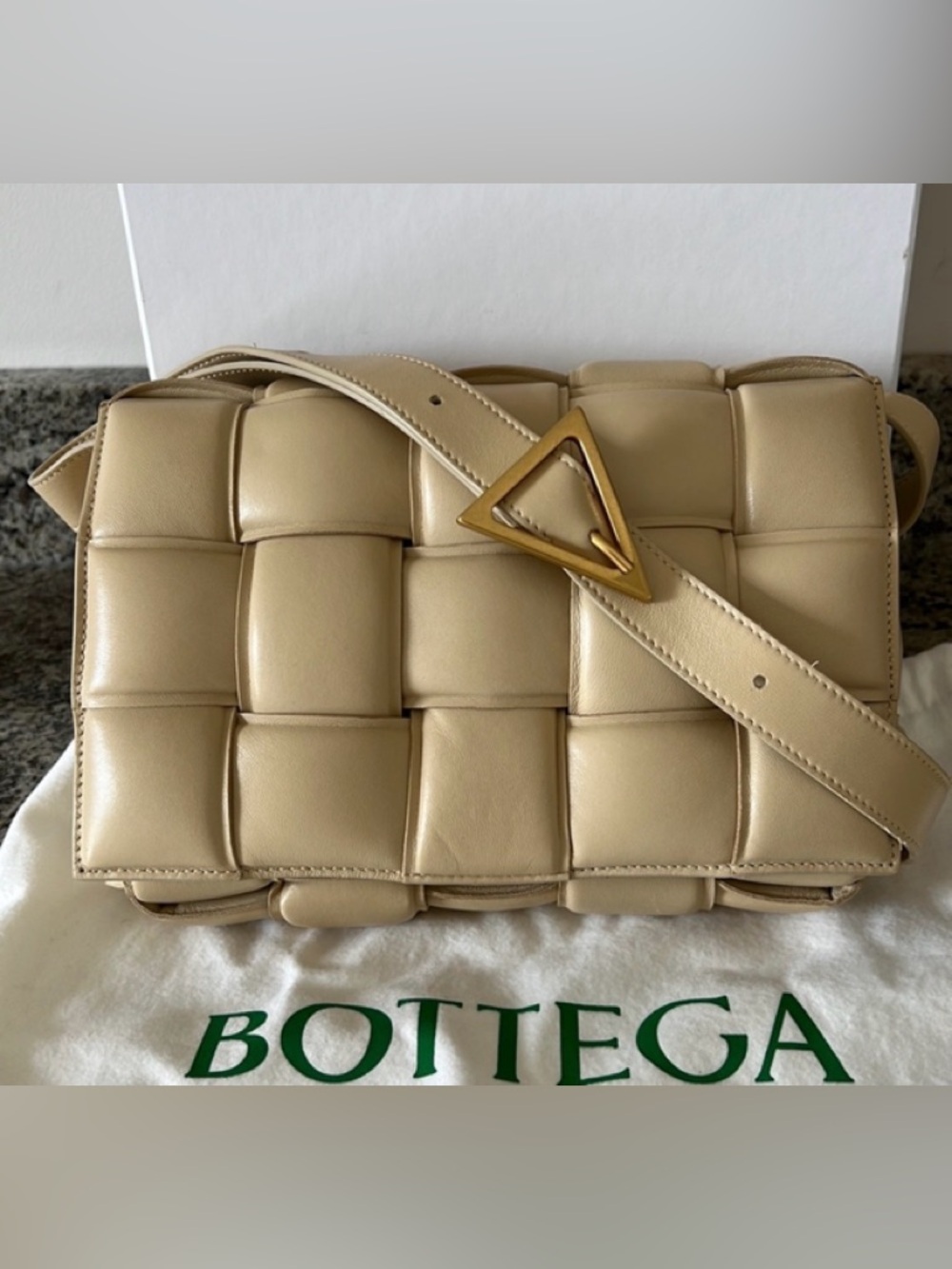 🎉Host Pick!🎉Bottega Veneta Padded Cassette Crossbody